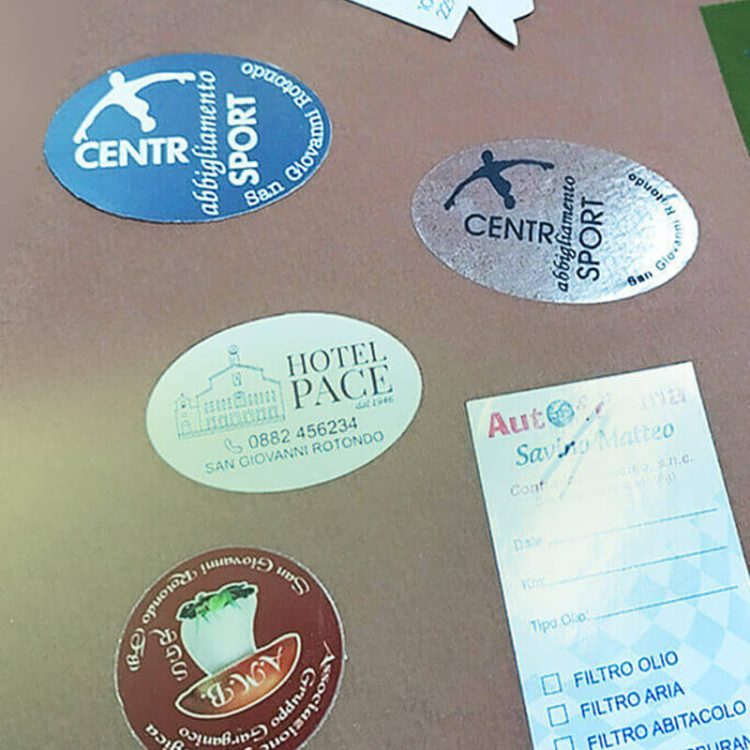 etichette adesive per vini, olio e altri prodotti  su carta adesiva, pvc e altri materiali